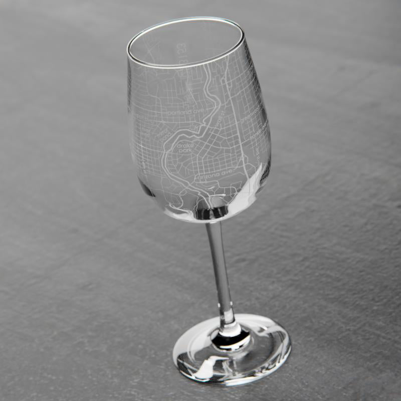 Bend Etched Wine Glass